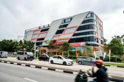 Upper Changi Road North (D17), Shop House #486731141